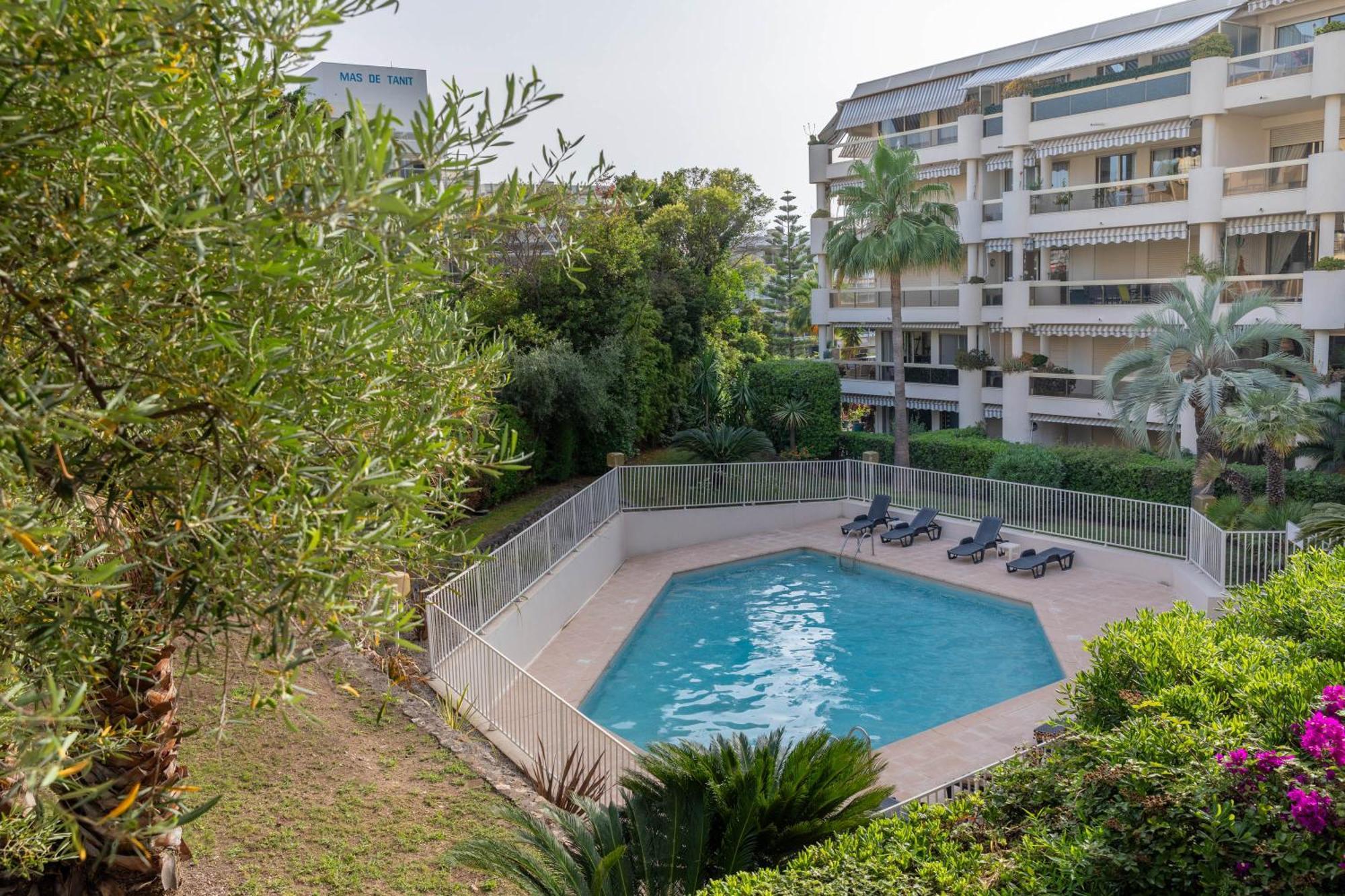 شقة Tanit Piscine, 6 Couchages, Parking أنتيب المظهر الخارجي الصورة
